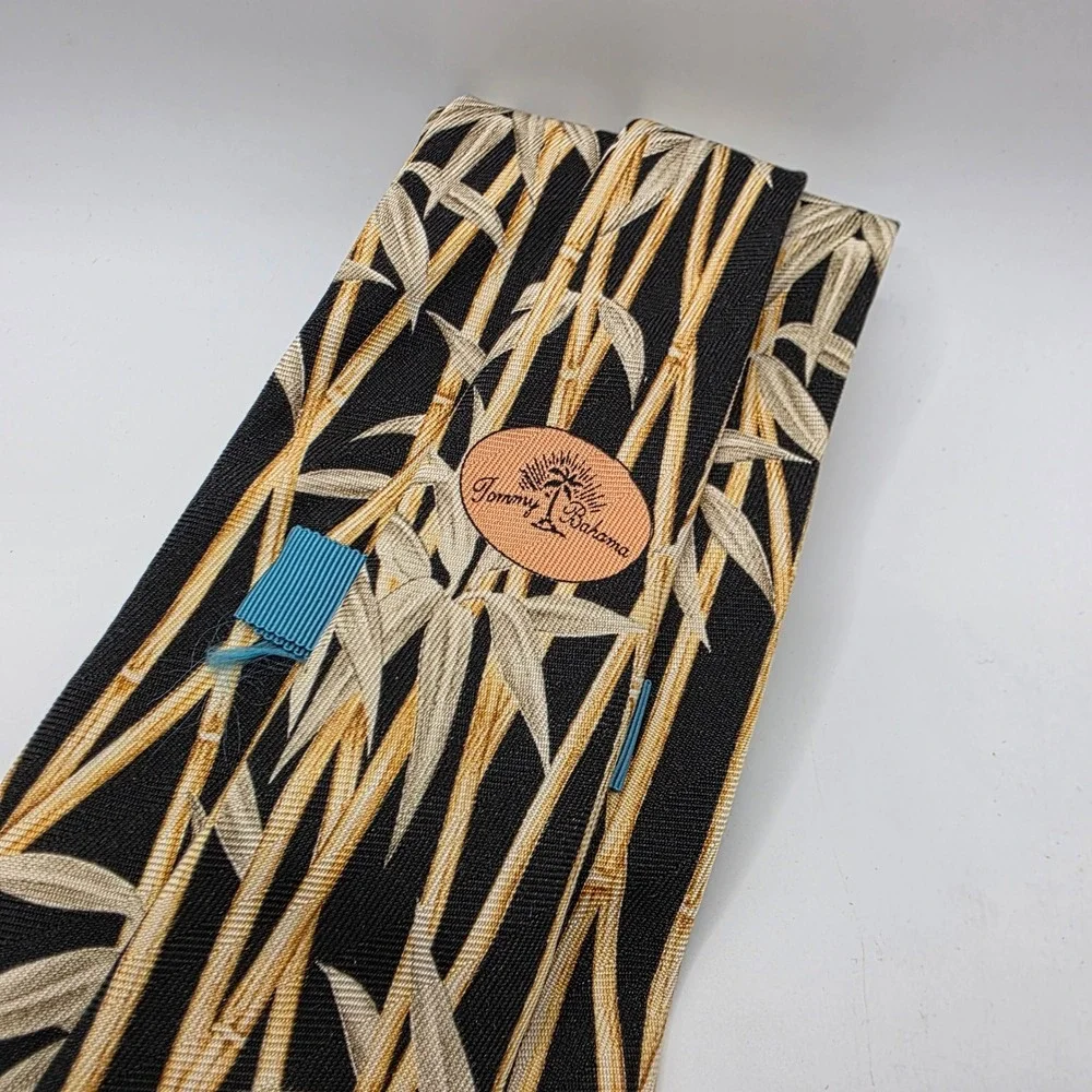 Tommy Bahama Mens Silk Necktie Black Tan Gold Bamboo Tropical Made in USA